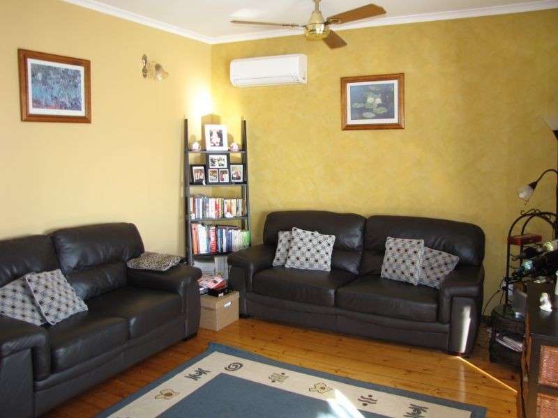 12 Durham Road, Newborough VIC 3825