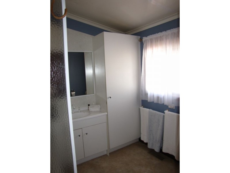 12 Durham Road, Newborough VIC 3825