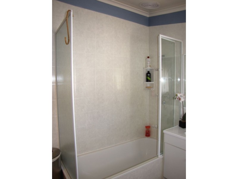 12 Durham Road, Newborough VIC 3825