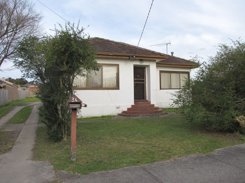 34 Chamberlain Road, Newborough VIC 3825