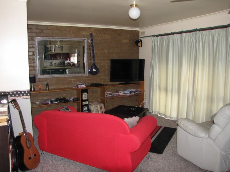 9, 14-18 Bell Street, Moe VIC 3825