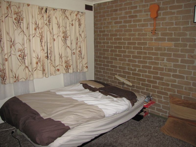 9, 14-18 Bell Street, Moe VIC 3825