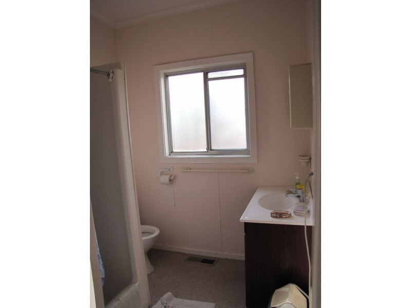 2 Dowie Street, Newborough VIC 3825