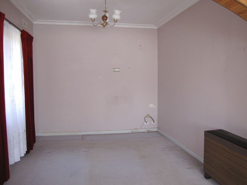 67 Hennessey Street, Moe VIC 3825