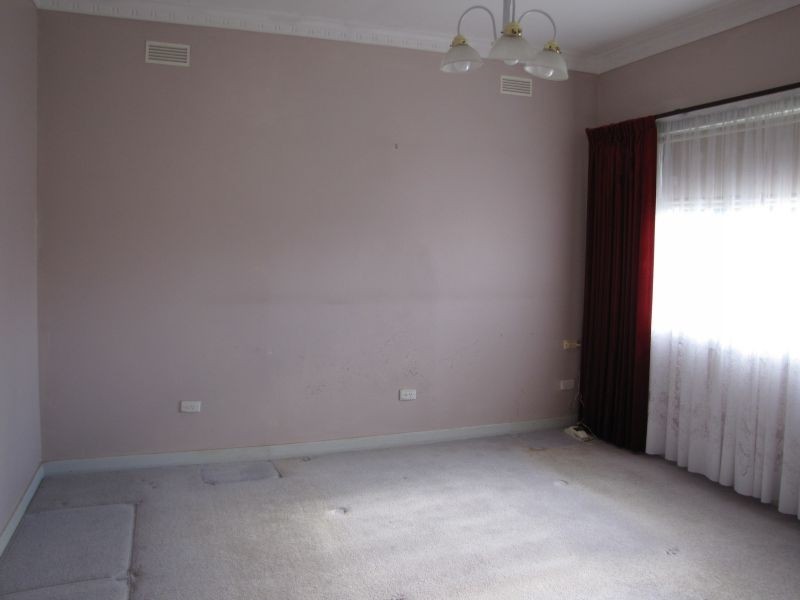 67 Hennessey Street, Moe VIC 3825