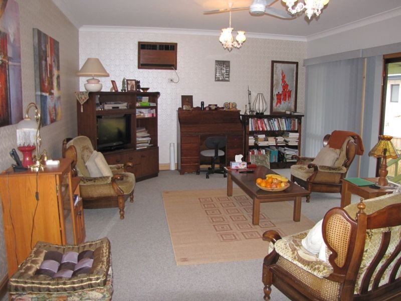 2/34 Cross Street, Newborough VIC 3825