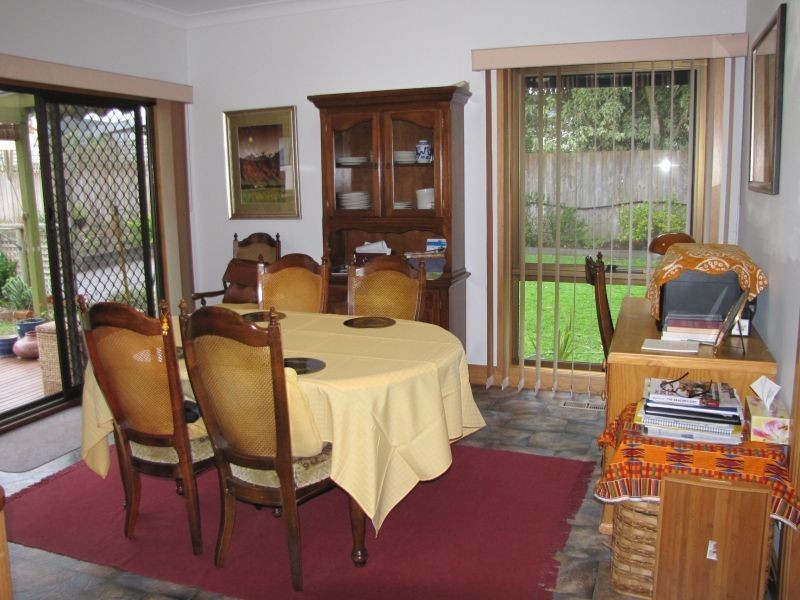 2/34 Cross Street, Newborough VIC 3825