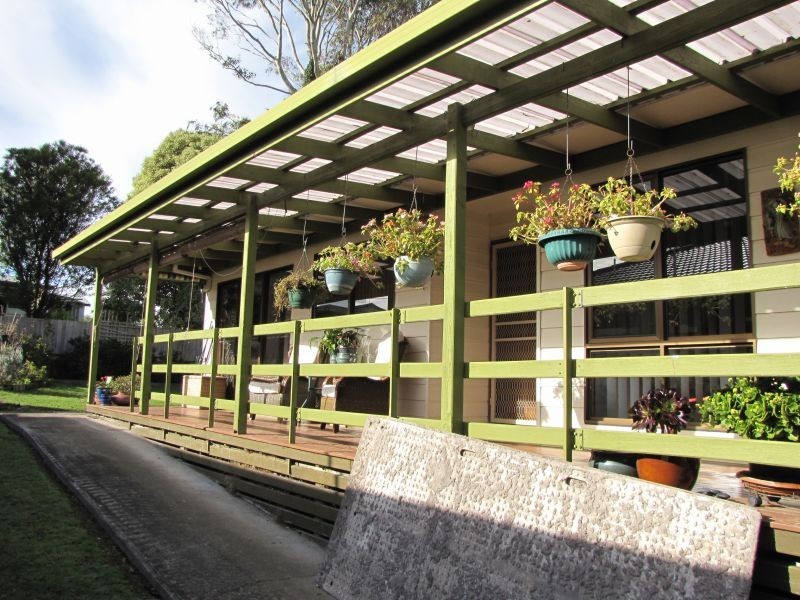 2/34 Cross Street, Newborough VIC 3825