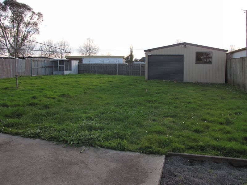 20 Austin Avenue, Moe VIC 3825