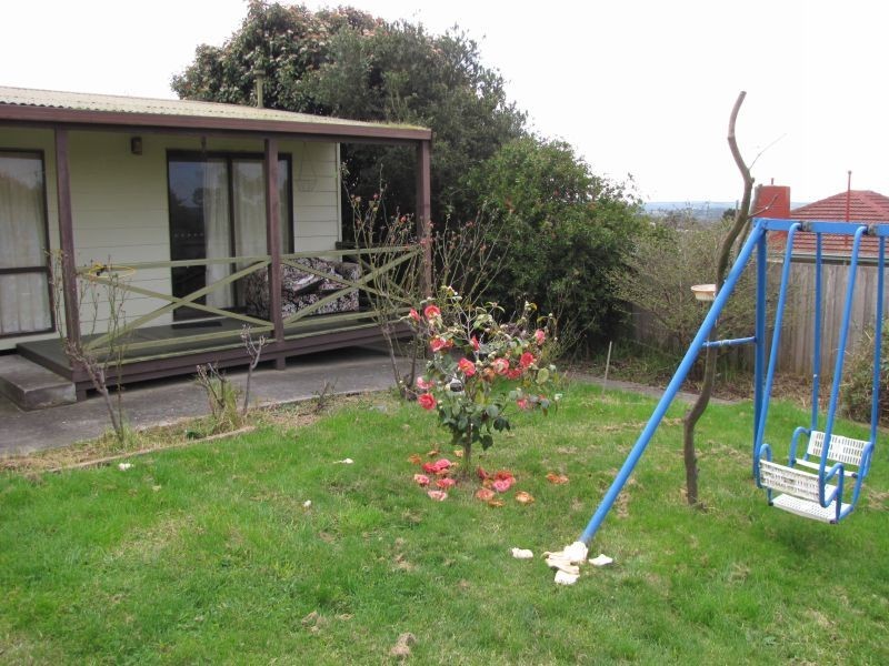 29 Mann Street, Moe VIC 3825