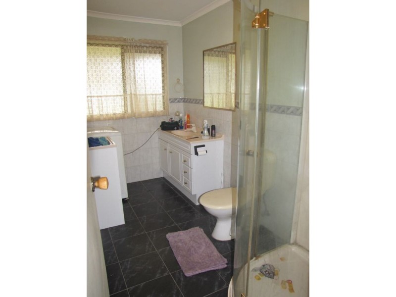 29 Mann Street, Moe VIC 3825