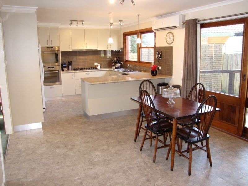 1 Avro Court, Moe VIC 3825