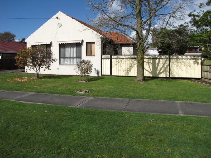 23 Albert Street, Moe VIC 3825