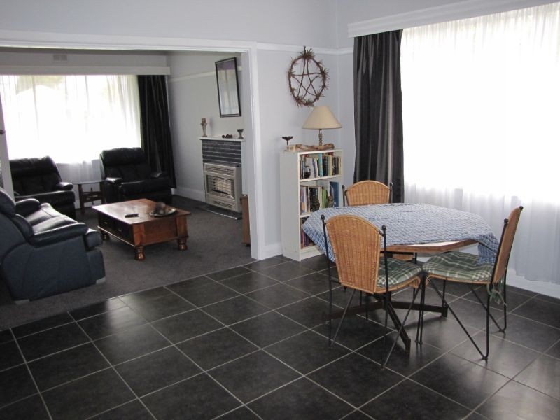 20 High Street, Moe VIC 3825