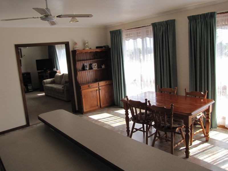 11 Richard Street, Moe VIC 3825