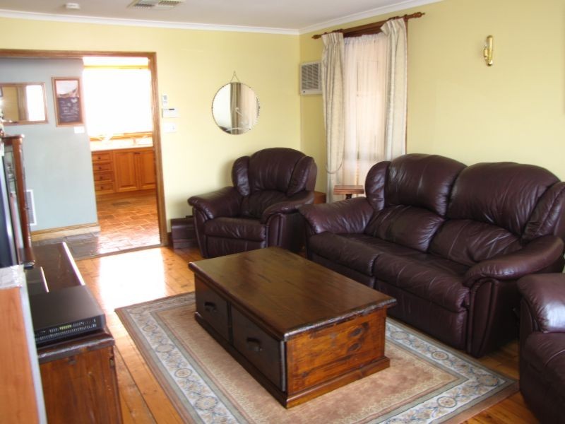 16 Stearman Street, Newborough VIC 3825