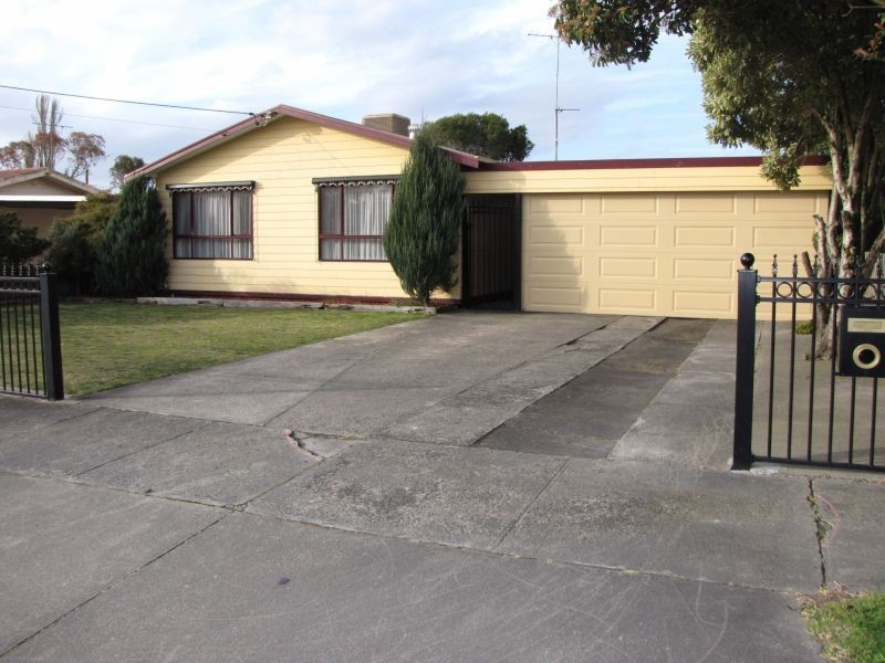 16 Stearman Street, Newborough VIC 3825