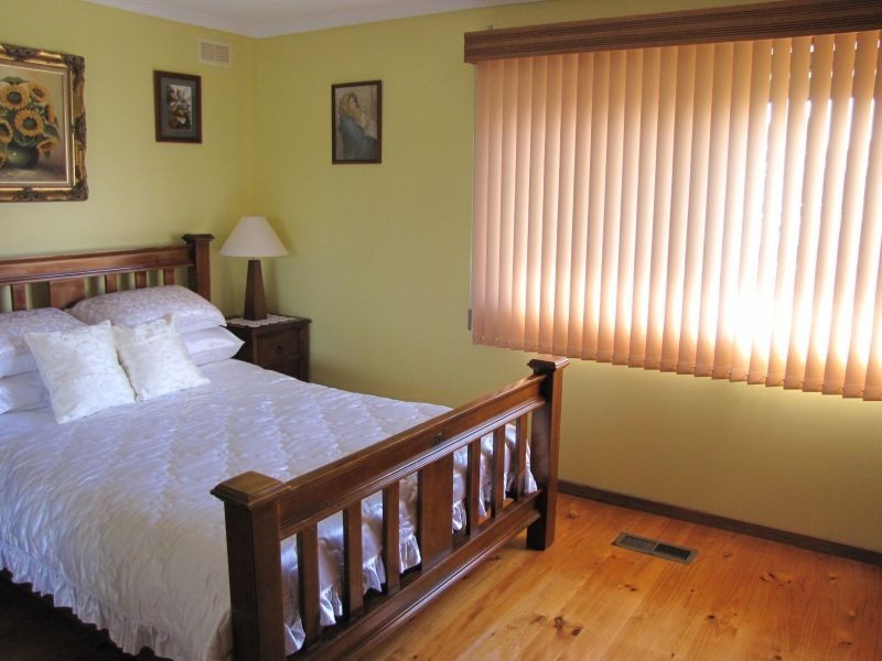 37 Shanahan Parade, Newborough VIC 3825