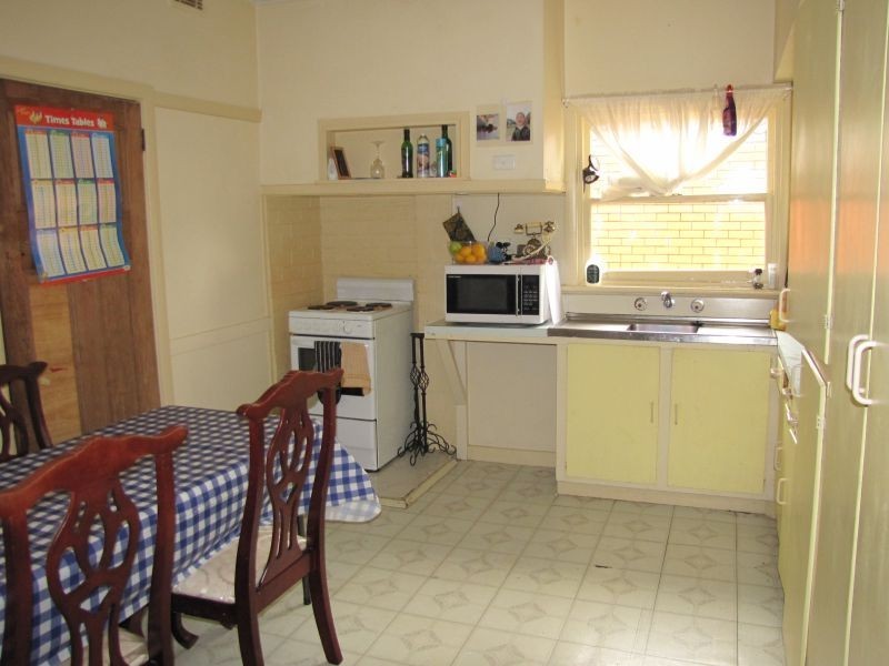 43 Scott Avenue, Moe VIC 3825