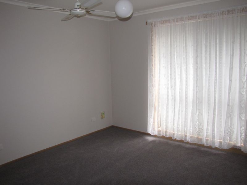 2, 2B Mitchells Road, Moe VIC 3825