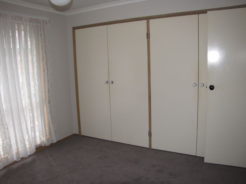 2, 2B Mitchells Road, Moe VIC 3825