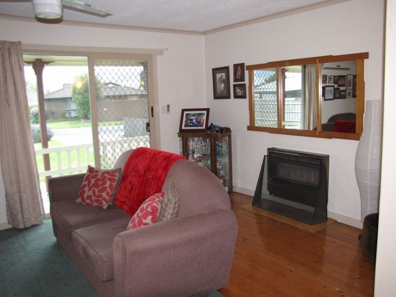 15 Trent Street, Newborough VIC 3825