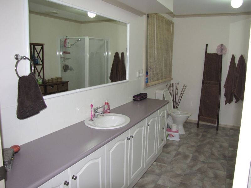 15 Trent Street, Newborough VIC 3825