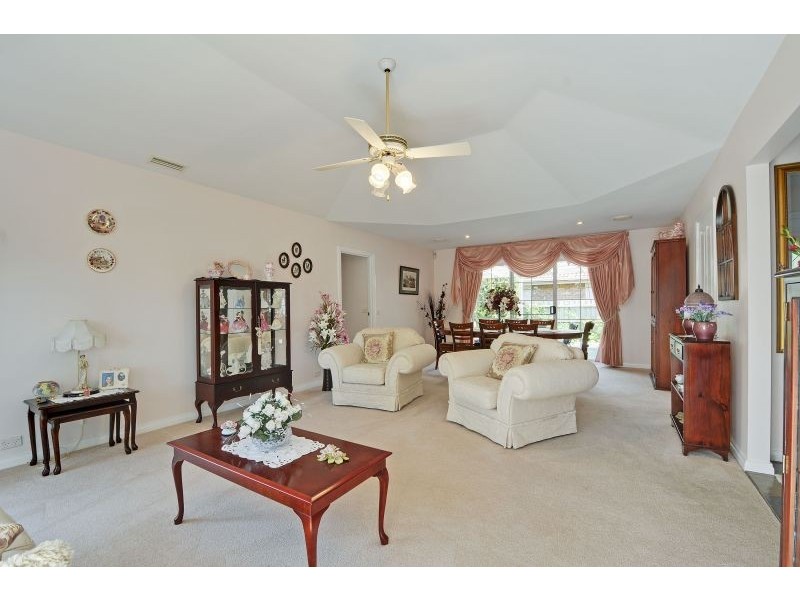 11 Shelton Street, Newborough VIC 3825