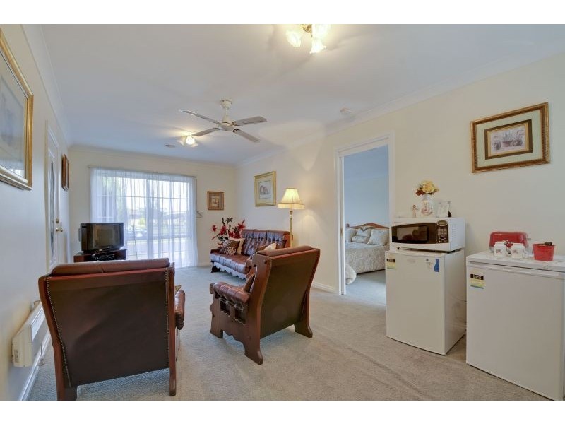 11 Shelton Street, Newborough VIC 3825
