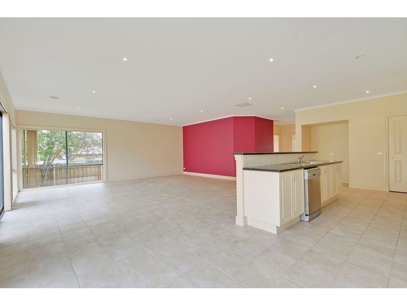 25 William Street, Newborough VIC 3825