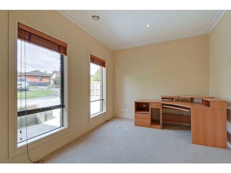 25 William Street, Newborough VIC 3825