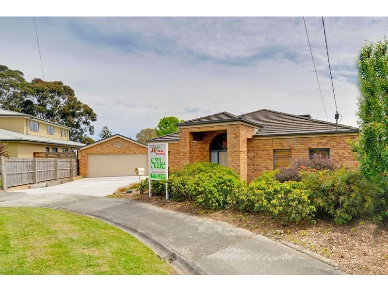 25 William Street, Newborough VIC 3825