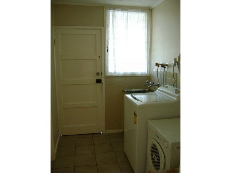 19 Western Avenue, Newborough VIC 3825