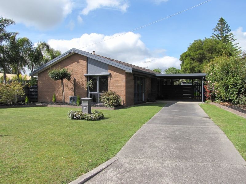4 Purvis Street, Moe VIC 3825