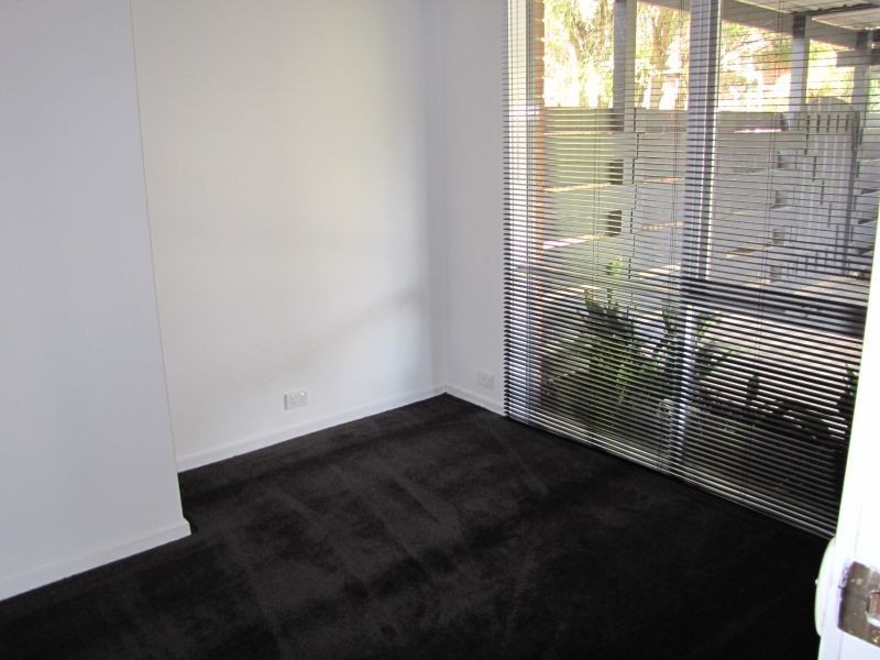 4 Purvis Street, Moe VIC 3825