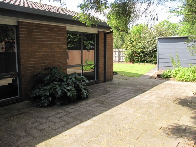 4 Purvis Street, Moe VIC 3825