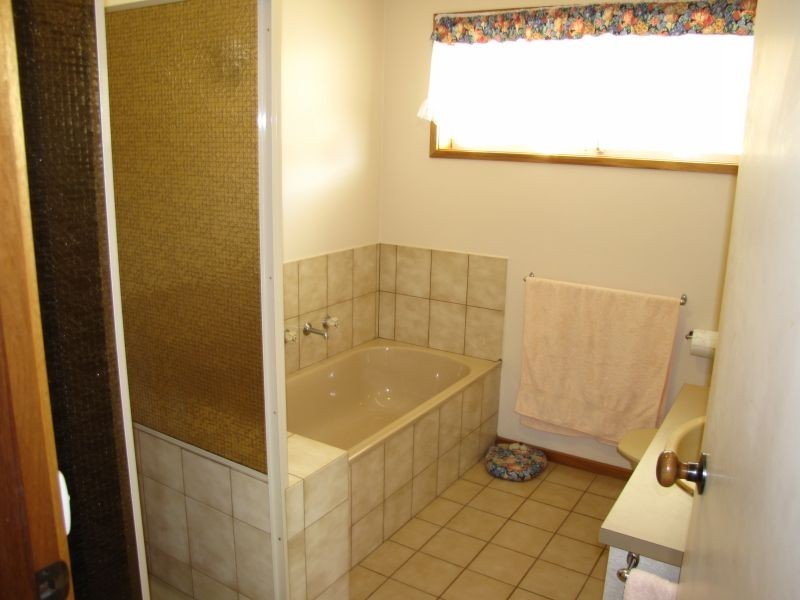 116 Southwell Avenue, Newborough VIC 3825