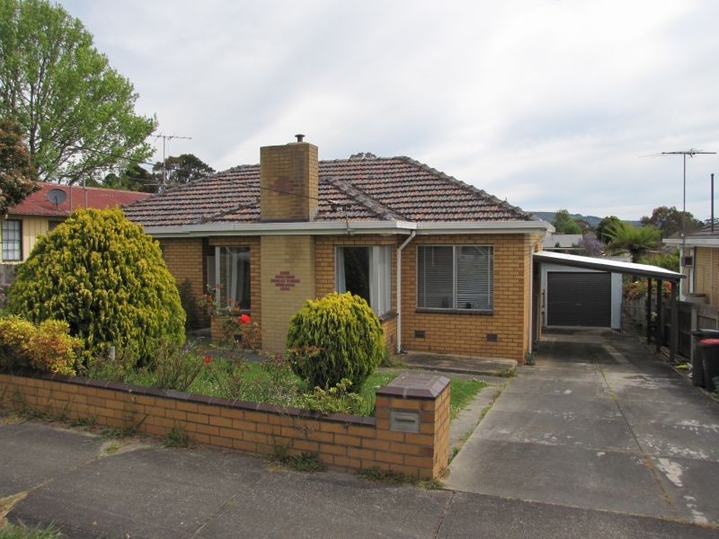 3 Law Street, Newborough VIC 3825
