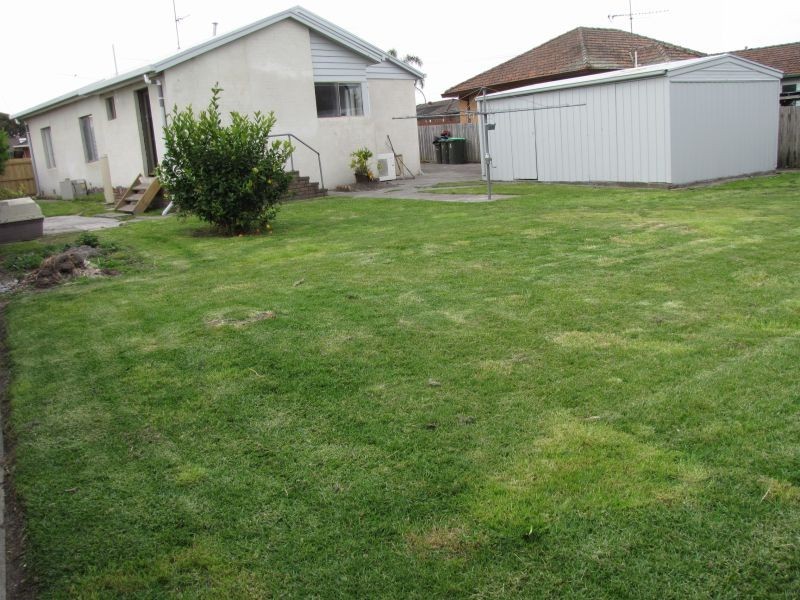 17 Tresswell Avenue, Newborough VIC 3825