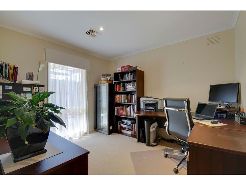 12 Banksia Street, Newborough VIC 3825