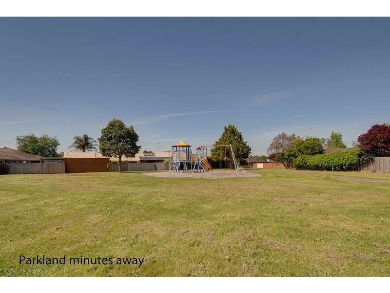 12 Banksia Street, Newborough VIC 3825