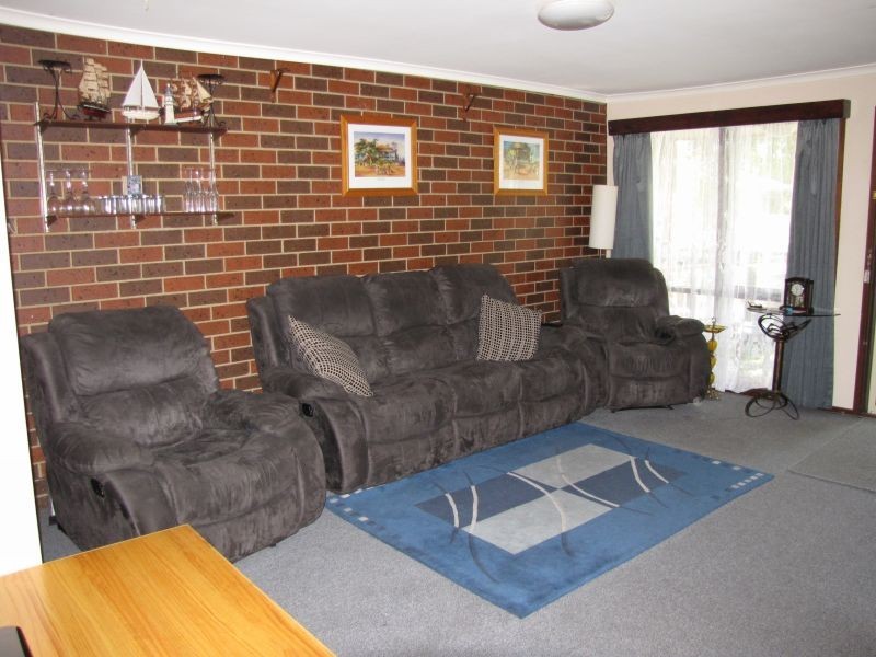 2/2 Hunter Street, Moe VIC 3825