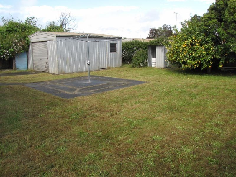 48 Darlimurla Avenue, Newborough VIC 3825