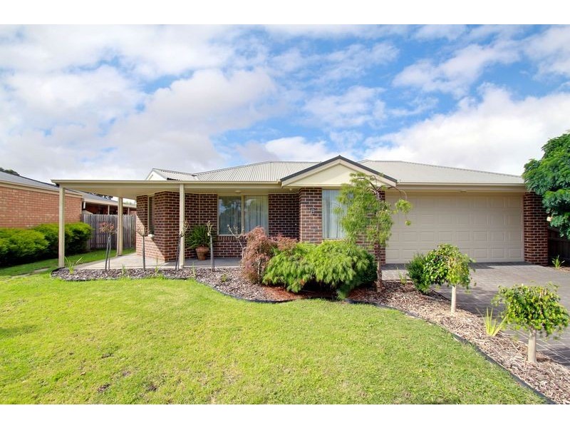 6 Parkside Drive, Moe VIC 3825