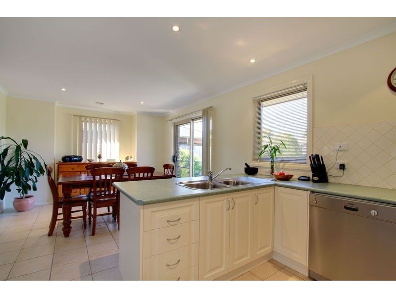 6 Parkside Drive, Moe VIC 3825