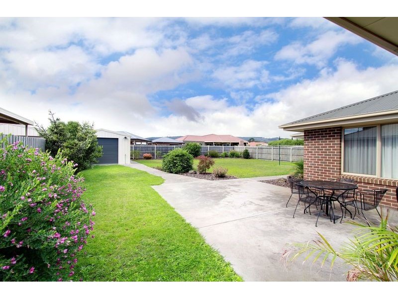 6 Parkside Drive, Moe VIC 3825