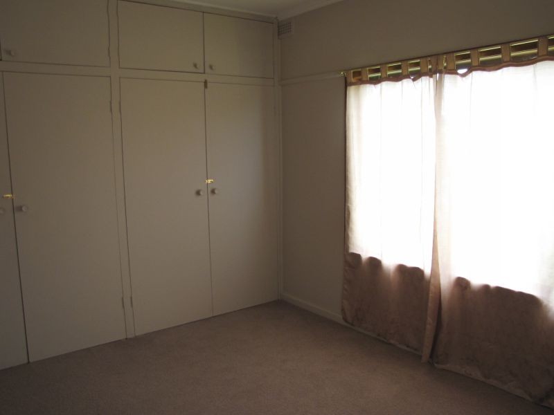 6 Hawker Street, Moe VIC 3825