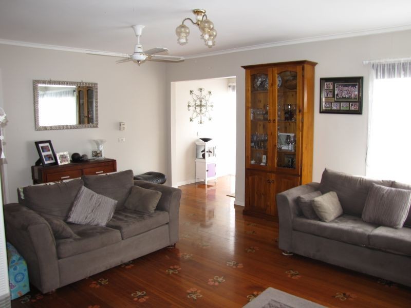 120 Service Road, Moe VIC 3825