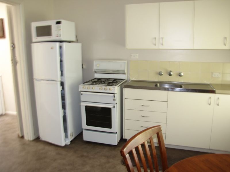 2/31 William Street, Newborough VIC 3825