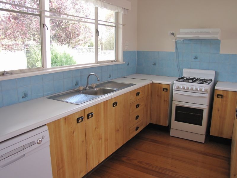 6 Kerin Street, Moe VIC 3825